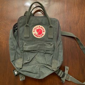 Fjallraven Kanken Mini Backpack